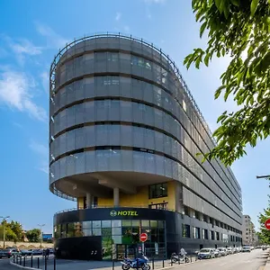 Aeroport Arenas Otel